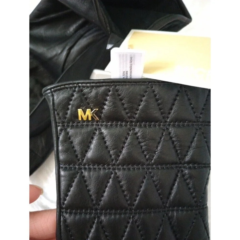 Women's NWT Michael Kors Black Quilted Leather Casual Gloves